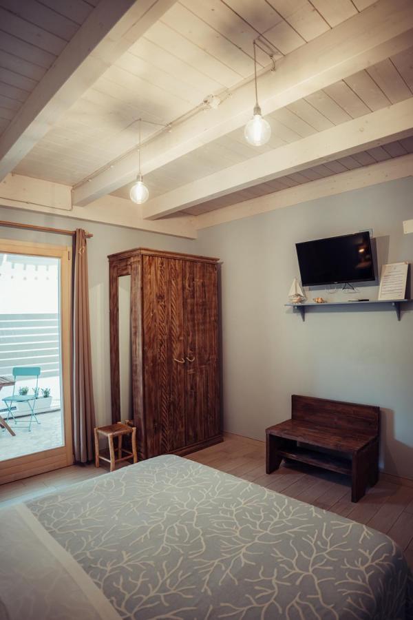 B&B Il Mare In Una Stanza オルトーナ エクステリア 写真